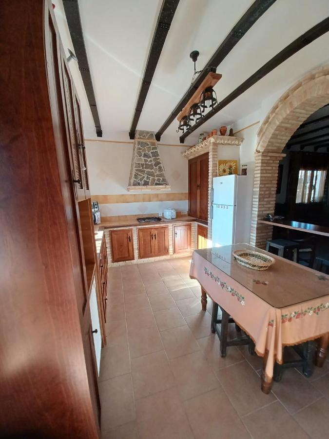 Villa Martinez Alquiler Rural Isabel Alcalá del Valle Exterior foto