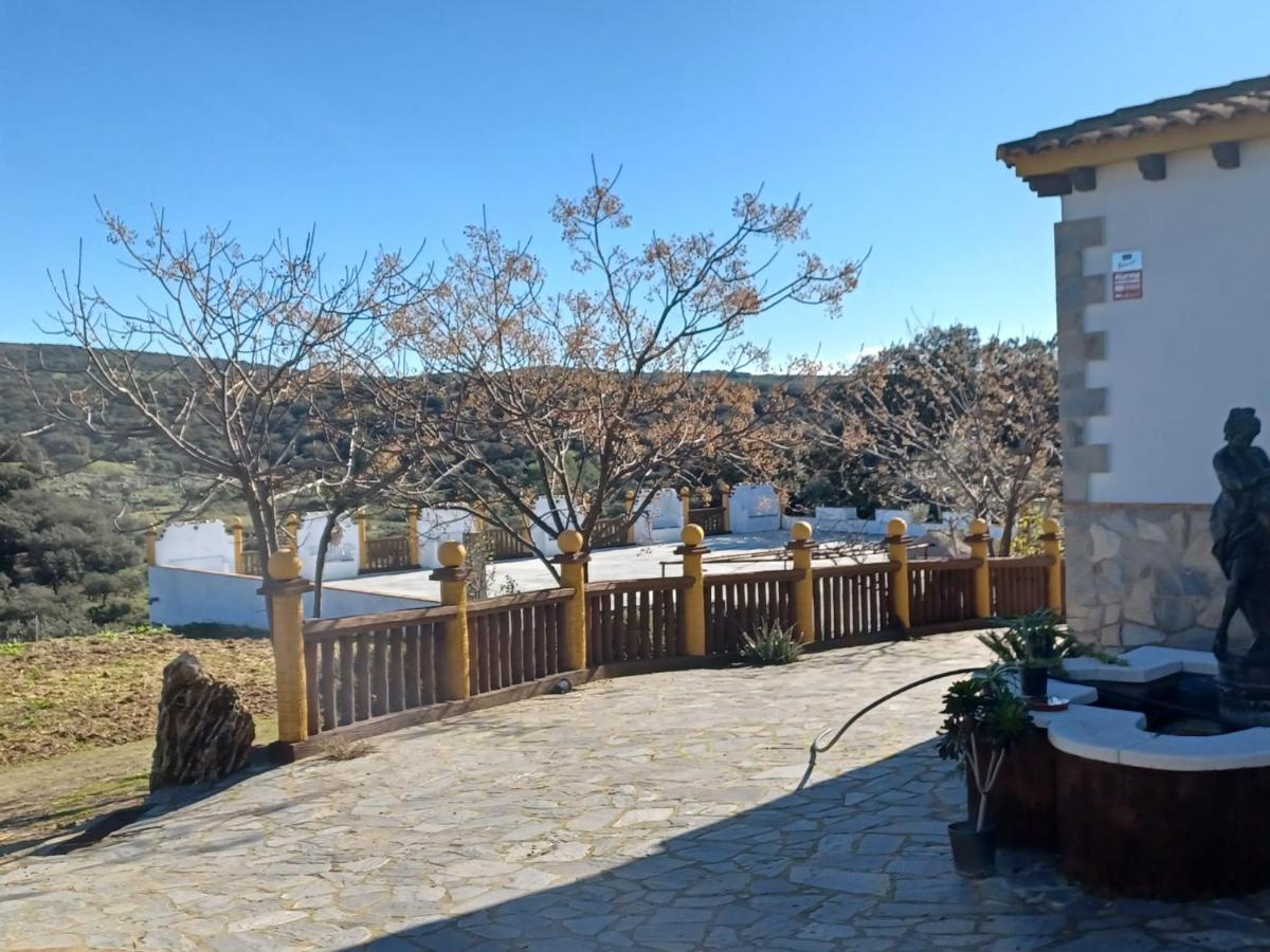 Villa Martinez Alquiler Rural Isabel Alcalá del Valle Exterior foto
